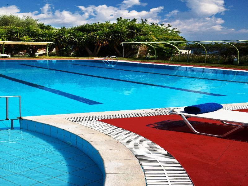 Palatino Hotel Ликсури Екстериор снимка