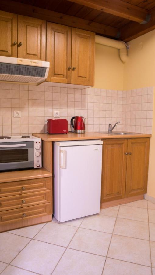 Palatino Hotel Ликсури Екстериор снимка