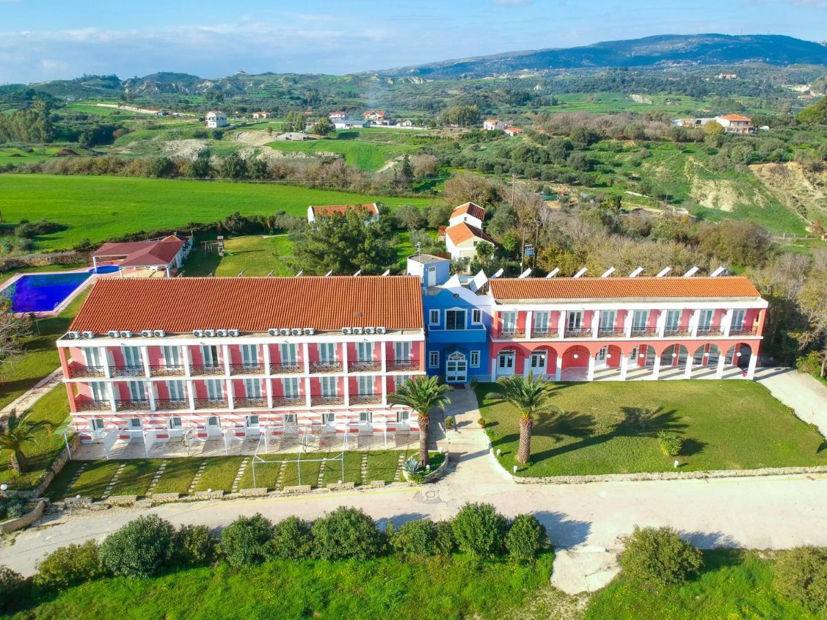 Palatino Hotel Ликсури Екстериор снимка