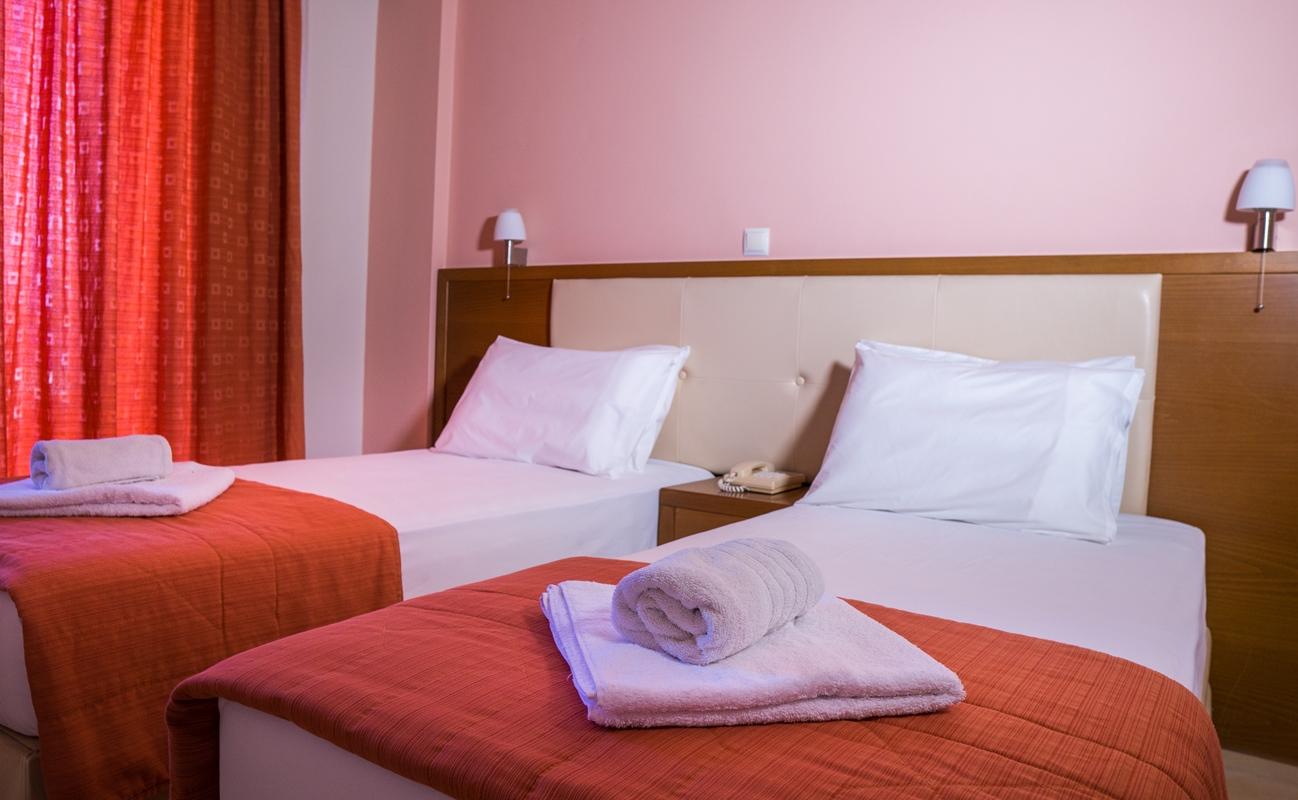 Palatino Hotel Ликсури Екстериор снимка