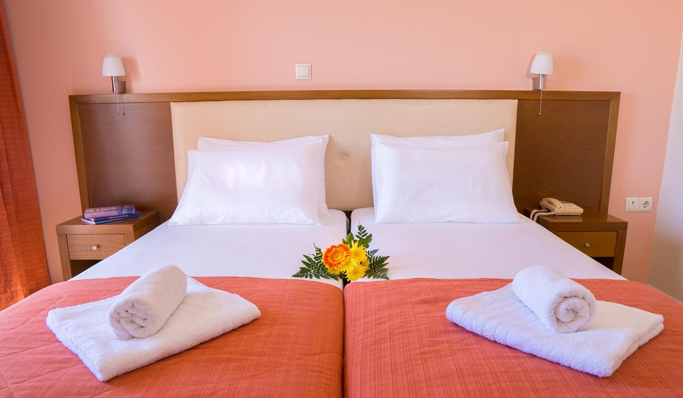 Palatino Hotel Ликсури Екстериор снимка