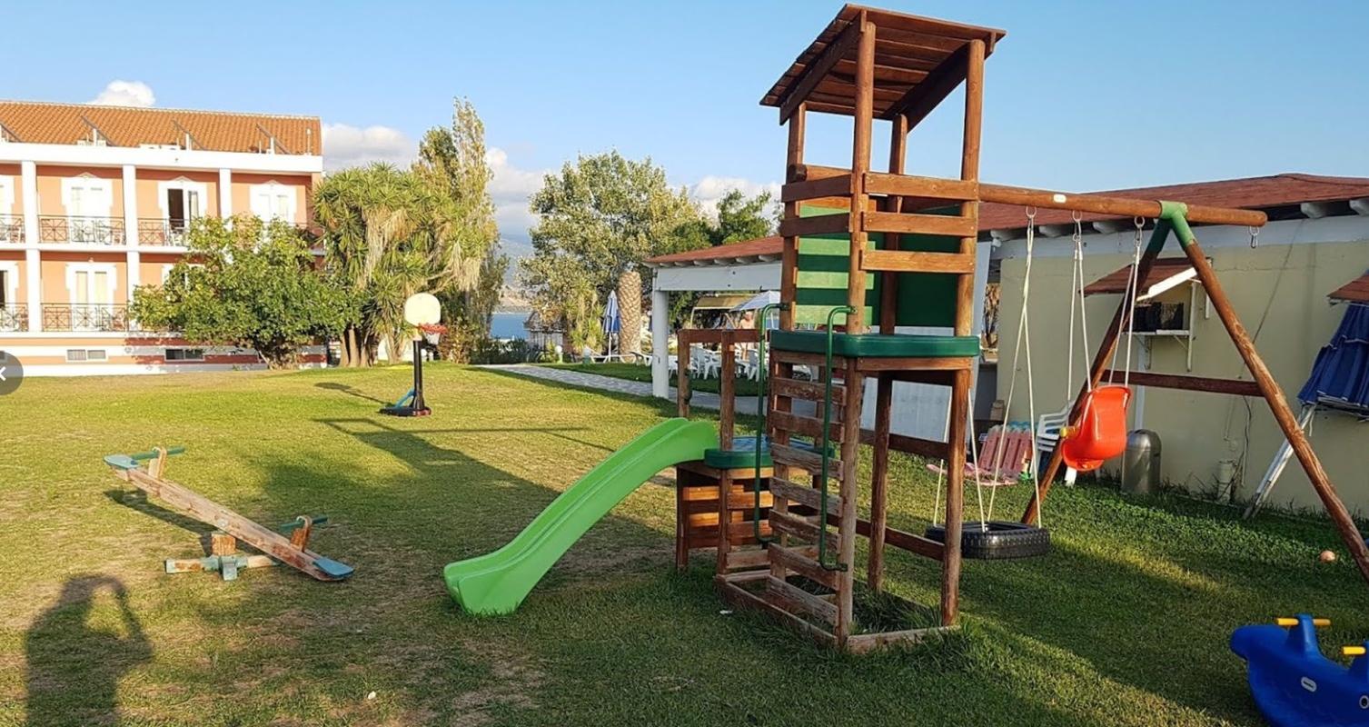 Palatino Hotel Ликсури Екстериор снимка